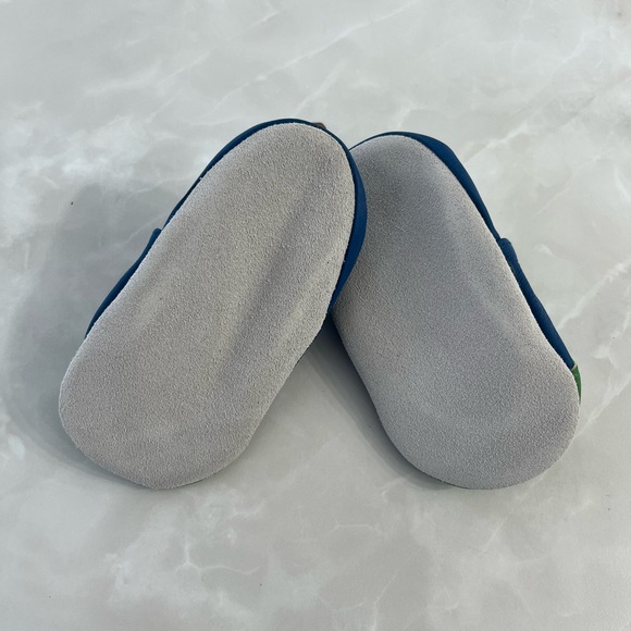 Genuine Leather Baby Infant Shoes Tickle Toes Elastic Enclosure Slip-on Moccasin - Picture 4 of 6